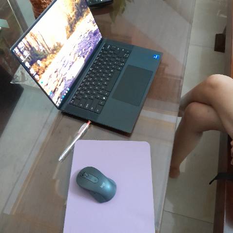 Chuột xịn xò, bắt tín hiệu nhạy, di chuyển mượt, hàng chính hãng