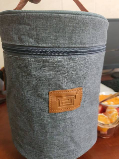 Túi đẹp , thời trang , giữ nhiệt tốt , giá ok , có quai xác dài khá tiện dụng