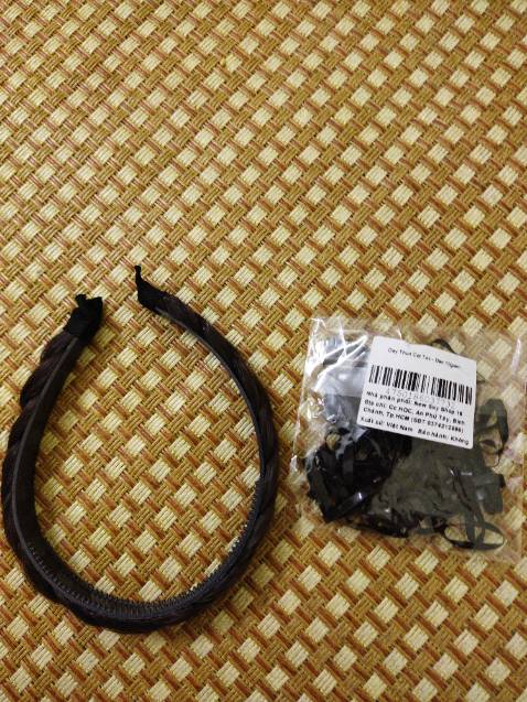 Cài tóc xinh, ôm sát đầu, mua sale giá rẻ mà lại được shop khuyến mại cho túi thun cột tóc nữa♥️