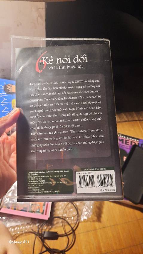 Giao hàng nhanh, shipper nhiệt tình nhưng quả đóng gói hàng cho khách thì hết hồn. Cẩu thả không chịu được