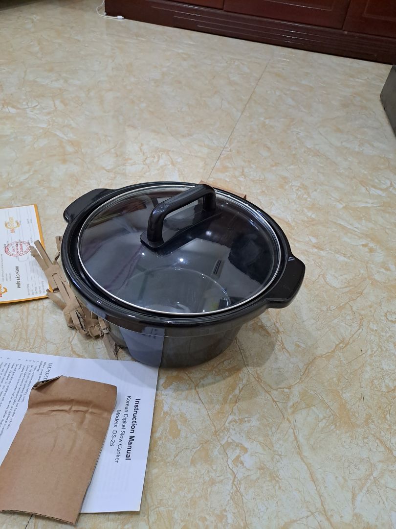 sp hợp với giá tiền . khi nấu vỏ nồi nóng quá gây phí nhiệt làm tốn điện vô ích