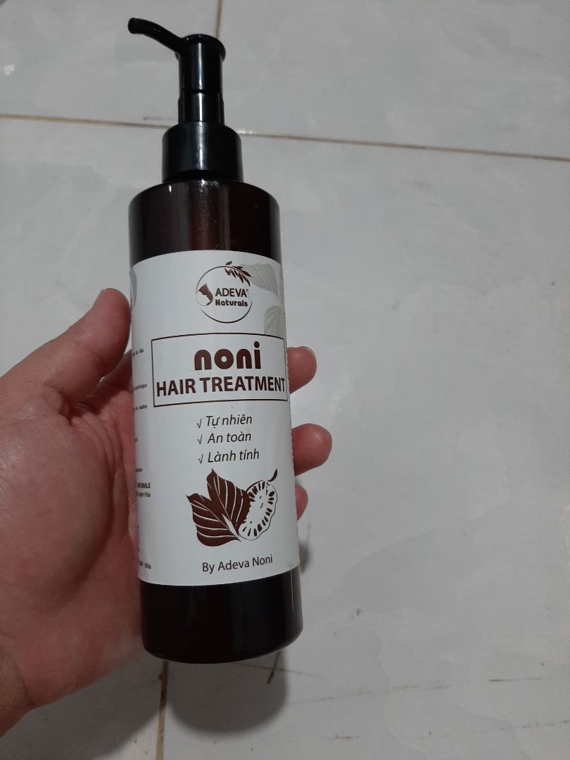 mùi dễ chịu , sử dụng xong thấy tóc khỏe hơn nhiều