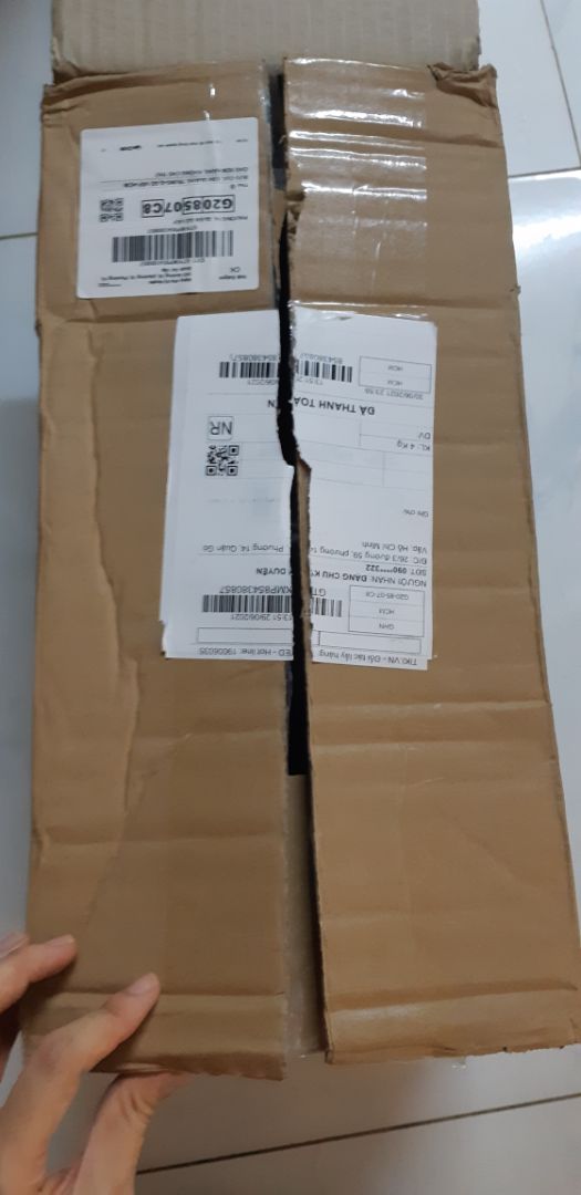 hơi nước phun ra mịn, ko biết sử dụng 1 tgian dài có làm hư hỏng các vật dụng trog nhà thj ko biet. cảm ứng nhạy. Nhưng shop nên thêm vào hdsd bằng tiếng Việt thì tốt hơn. Để hdsd bằng tiếng Trung ko đọc đc, fai lên mạng coi cách sd