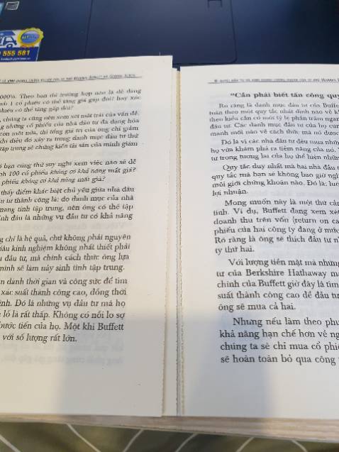 Sách bề ngoài đẹp, bọc sách OK. Tuy nhiên gáy sách đã bị bung keo do đó vài trang sách đã rớt ra. Mình sẽ hài lòng hơn nếu được đổi sách mới.