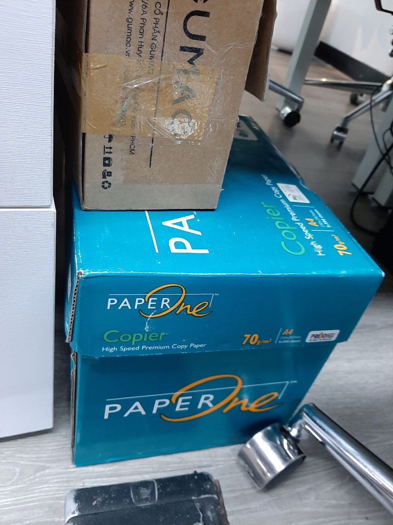 Giao hàng nhanh. Đặt hôm trước hôm sau đã nhận được hàng. Chất lượng giấy tốt