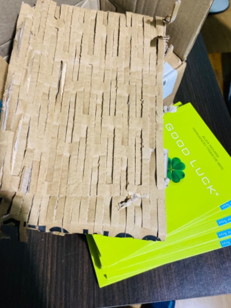 Nội dung hấp dẫn. Giao hàng nhanh.
Góp ý Tiki Trading nên học hỏi dùng tấm nệm màu trắng giống Fahasaha để bảo vệ sách trước ghi cho vào hộp đóng gói!