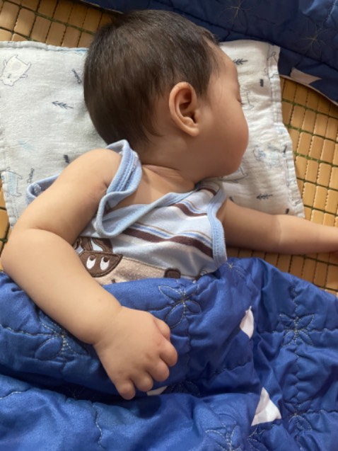 Thìa mềm xinh lắm báo nóng nữa, hình ảnh mang tính chất nhận xu, nên mua nha mn