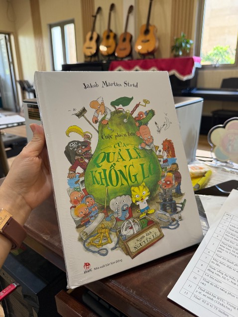 Sách đẹp, chất lượng lắm
Giao hàng nhanh, hum qua đặt hum nay đã ship rùi