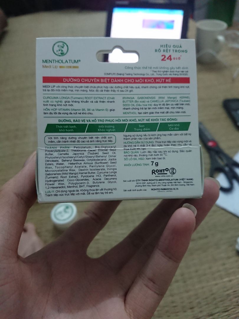 giao hàng nhanh, mùi dễ chịu, sản phẩm đủ hộp tuy nhiên k có tem giáp lai.