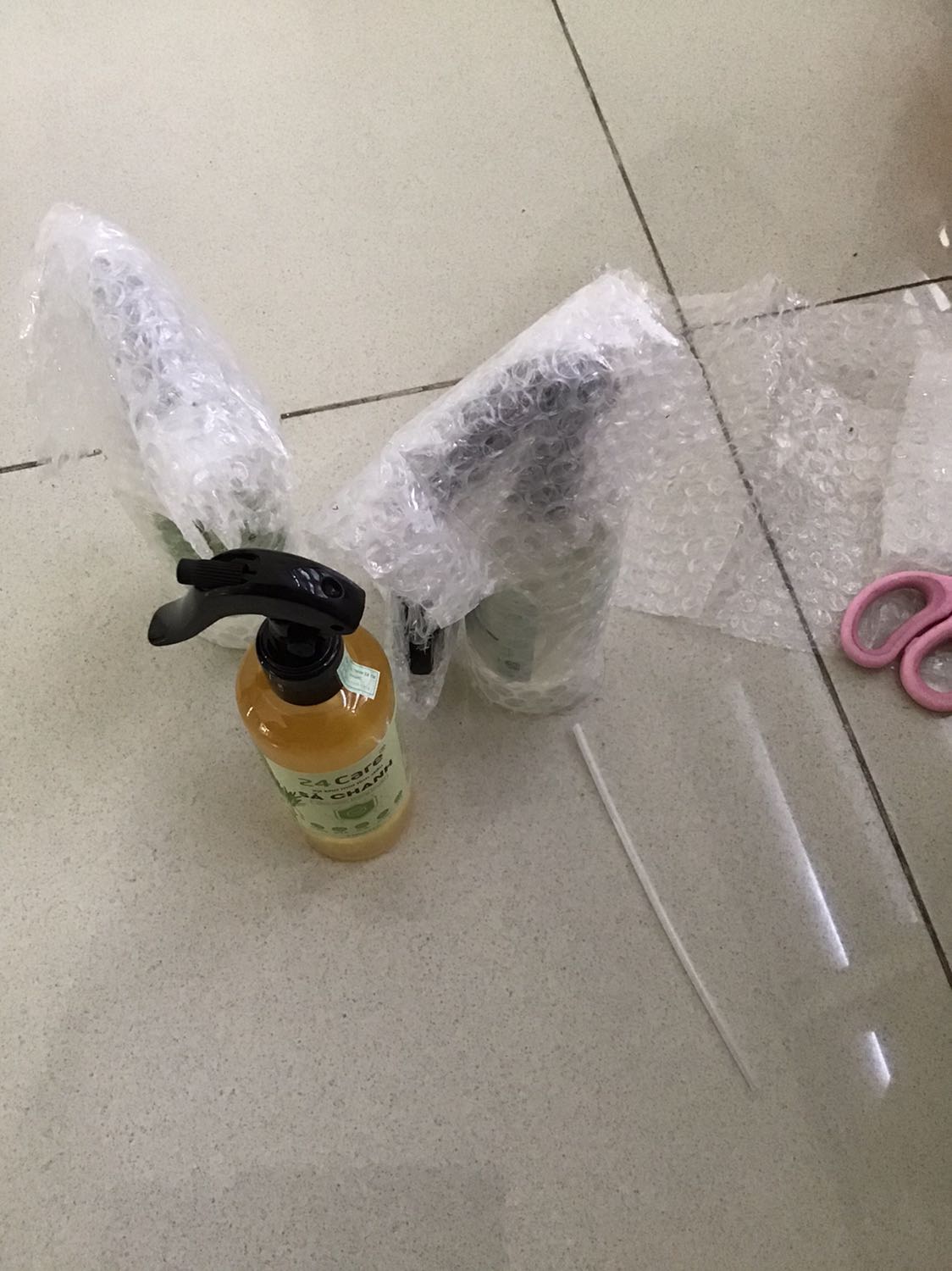 Sản phẩm tốt. Đã dùng thử một lần với mùi sả chanh. Hôm nay có khuyến mãi thêm mùi sả Java và mùi bạc hà. Mình mua để trải nghiệm thử hai mùi chưa dùng.