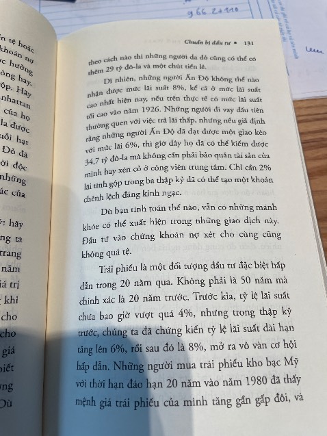 Nội dung sách ổn. Nhưng khâu dịch thuật của Alphabooks quả nhiên là tệ, từ khi mua sách nhìn thấy của alphabooks là đã đoán được vấn đề.

Ví dụ: đoạn trước đang từ “thổ dân da đỏ”, đoạn sau thành “người ấn độ”. Chứng tỏ dichj bằng máy xong không soát lại.