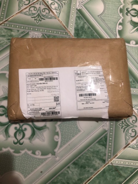 Shop đóng gói rất tốt, giao nhanh . Mình đặt shop hết hàng hoàn lại tiền cho khách . Rất uy tín nhé mn