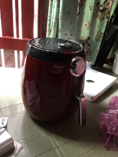 Đẹp, dễ sử dụng, có hướng dẫn đầy đủ chi tiết về cách nấu món ăn và đặt nhiệt độ, có cả phiếu bảo hành