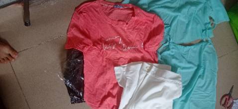 Hàng hoá không đúng với hình ảnh và mô tả giới thiệu sản phẩm.
Người bán không trung thực.