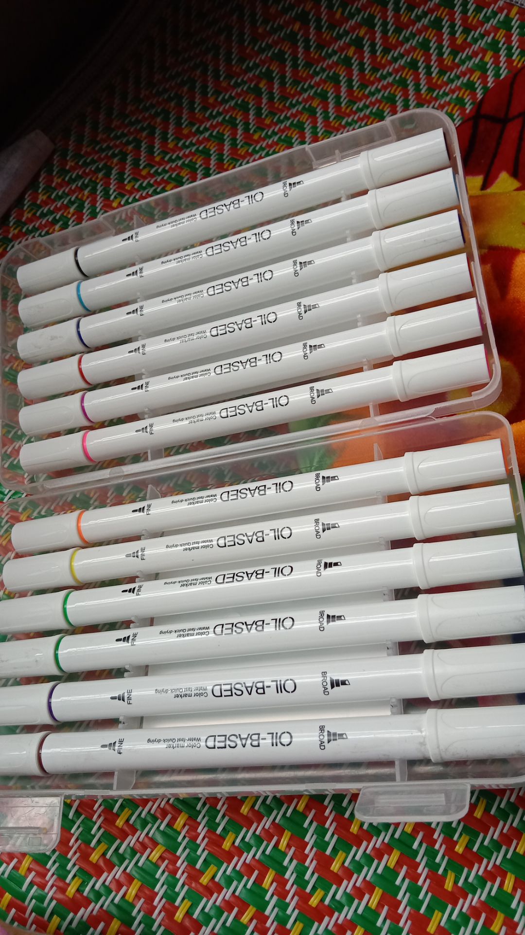 bút đẹp đều màu giao hàng nhanh ???
tiki uy tín, lần sau sẽ ủng hộ nhiều bút đẹp đều màu giao hàng nhanh ???
tiki uy tín, lần sau sẽ ủng hộ nhiều