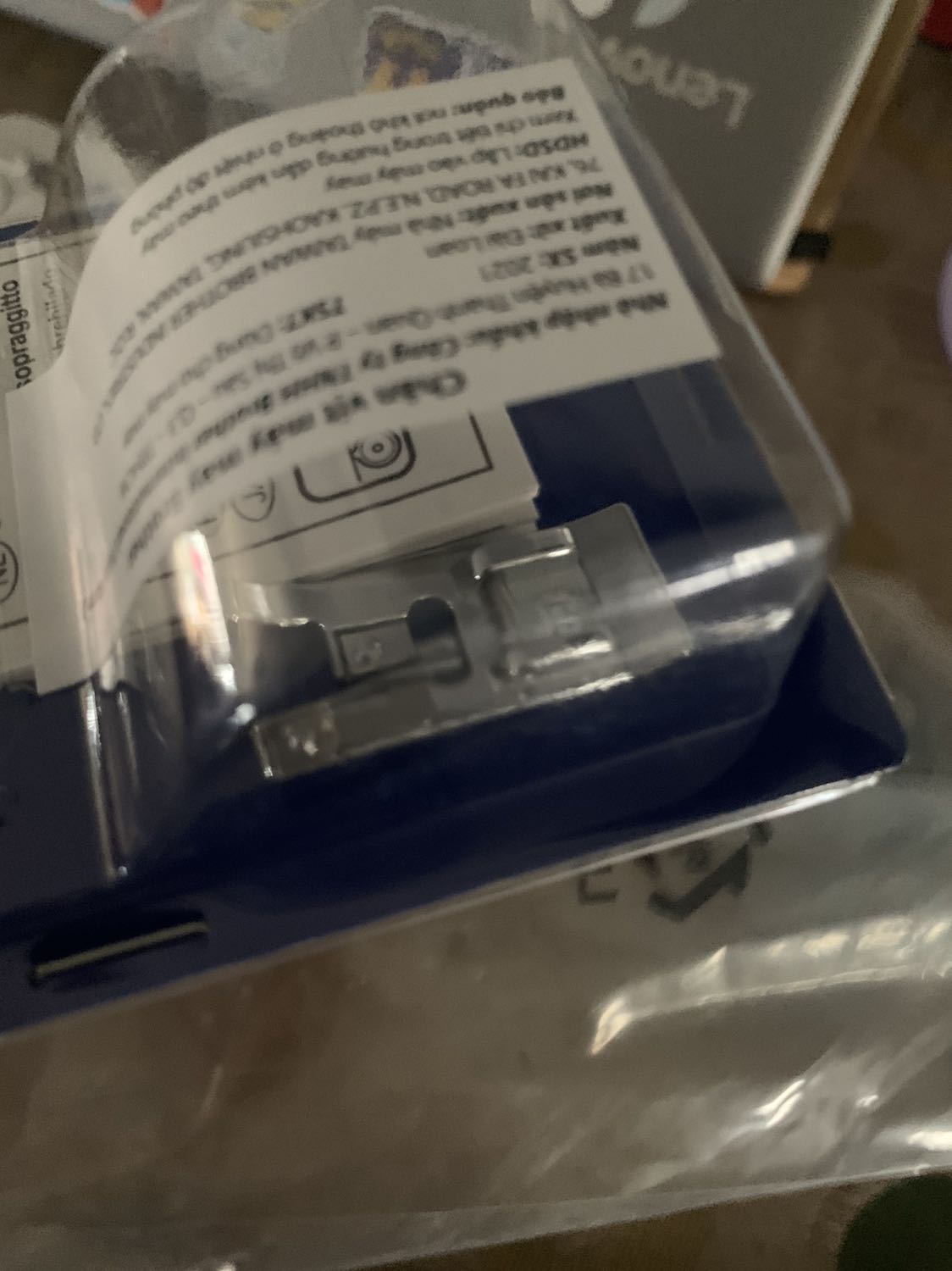 Sản phẩm tốt trong tầm giá, tôi hài lòng sau khi mua hàng. Giao hàng nhanh và đóng gói cẩn thận. Tôi chia sẻ thêm hình ảnh cho mọi người tham khảo khi mua hàng nhé. Tối sẽ mua lại lần nữa của shop nếu cần thêm.