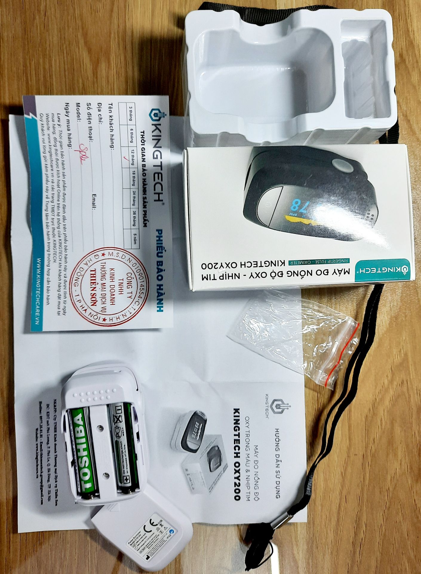 Máy đo SPO2 hãng KINGTECH OXY200 của shop chuẩn như thông tin đăng trên tiki, đo thử rất chính xác, đóng gói rất cẩn thận, phụ kiện đầy đủ dây đeo và kèm 2v pin đũa toshiba nguyên seal, kèm phiếu BH & h/d sử dụng. Giá rất tốt.
5* cho shop nhé. Máy đo SPO2 hãng KINGTECH OXY200 của shop chuẩn như thông tin đăng trên tiki, đo thử rất chính xác, đóng gói rất cẩn thận, phụ kiện đầy đủ dây đeo và kèm 2v pin đũa toshiba nguyên seal, kèm phiếu BH & h/d sử dụng. Giá rất tốt.
5* cho shop nhé.