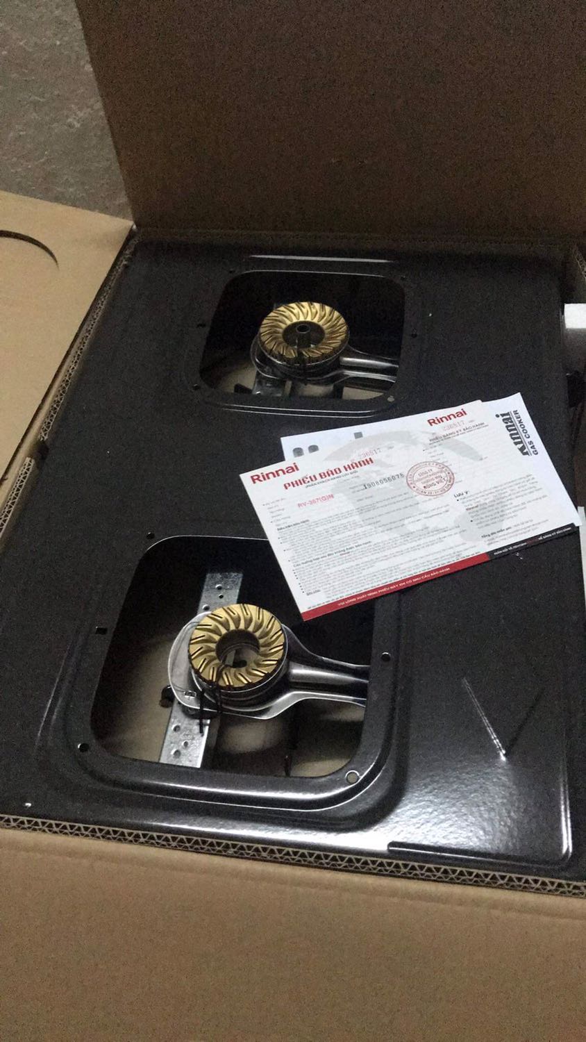 Bếp đẹp lắm, nhà cung cấp đóng hàng chắc lắm