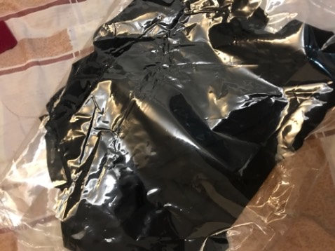 hàng chất lượng giá thành rất ổn...đã mua mấy lần mấy màu lần nào cũng ok...ship rất rẻ...nói chung hài lòng từ chất lượng đến dv...