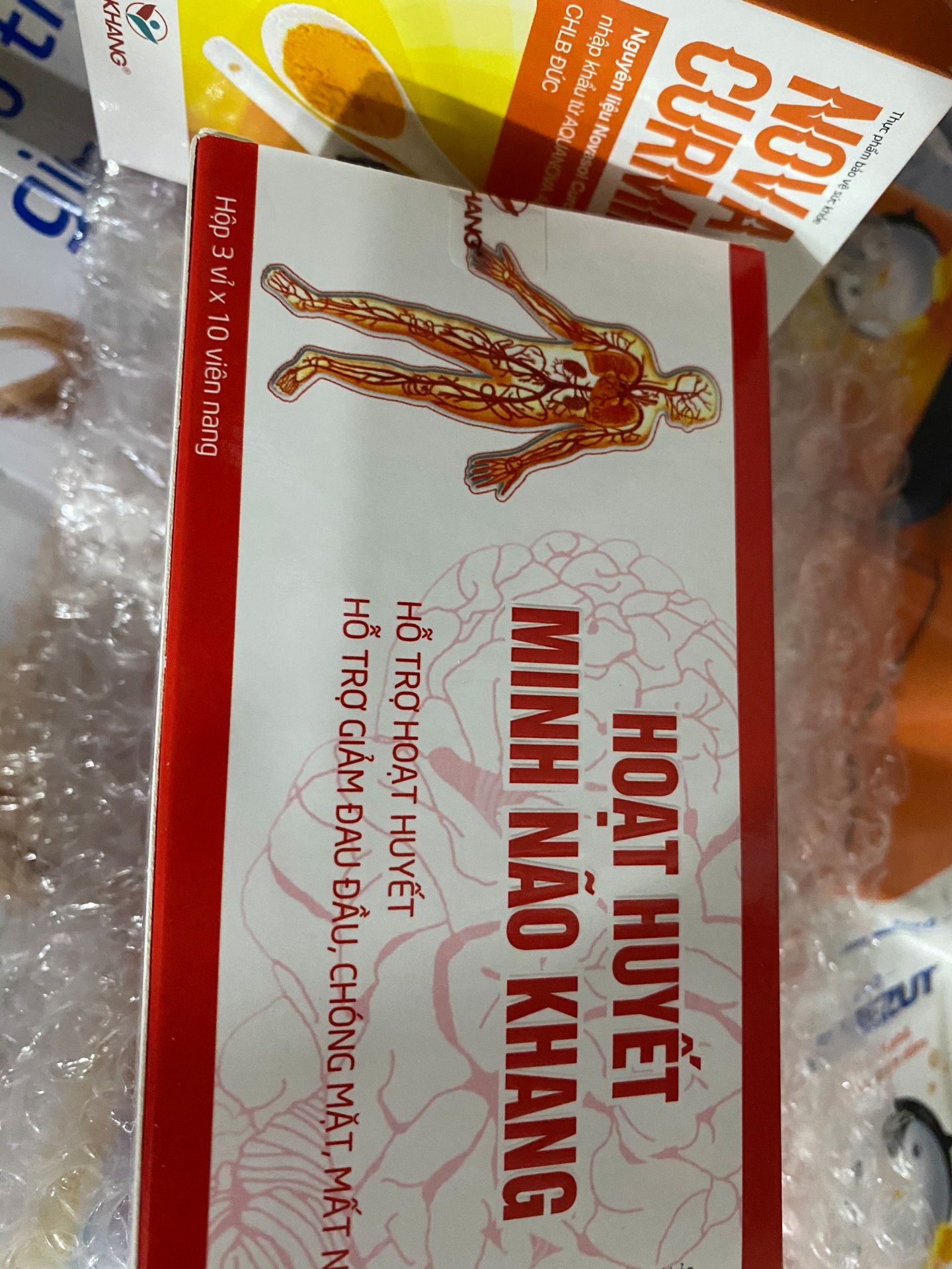 loại này là tpcn thành phần lành tính nên mình yên tâm sử dụng mà ko lo bị lạm dụng thuốc, giúp bổ não lưu thông khí huyết rất tốt, cảm thấy rất đúng đắn khi mua viên uống này của shop