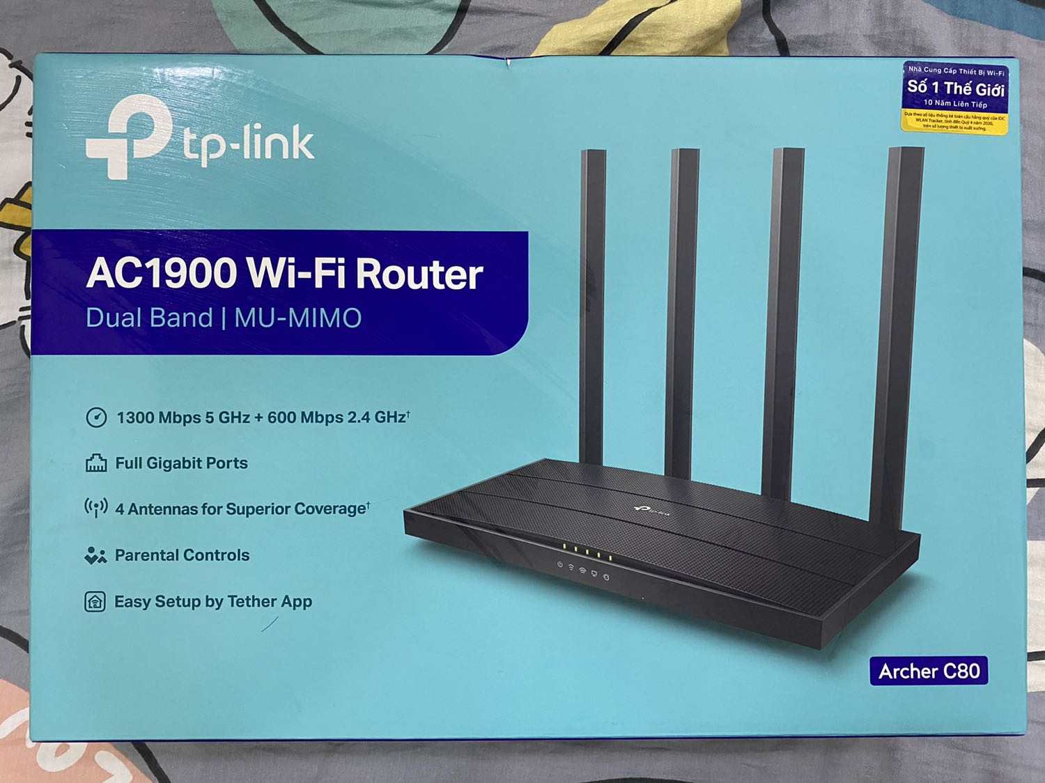 Thời giao giao hàng ấn tượng thật =))) Vừa đặt tối hôm qua tới sáng nay Tiki mới xác nhận đơn hàng mà chiều 2h đã giao. Được tặng thêm bao lì xì nữa. Còn về con C80 thì khá là đủ dùng so với nhu cầu 11 thiết bị của gia đình mình.