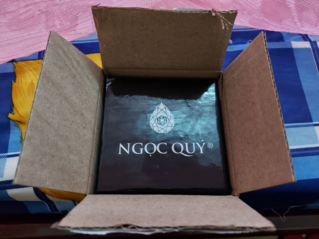 đóng gói cẩn thận, đá đẹp sáng, kích thước viên đá hơi nhỏ so với kỳ vọng ?