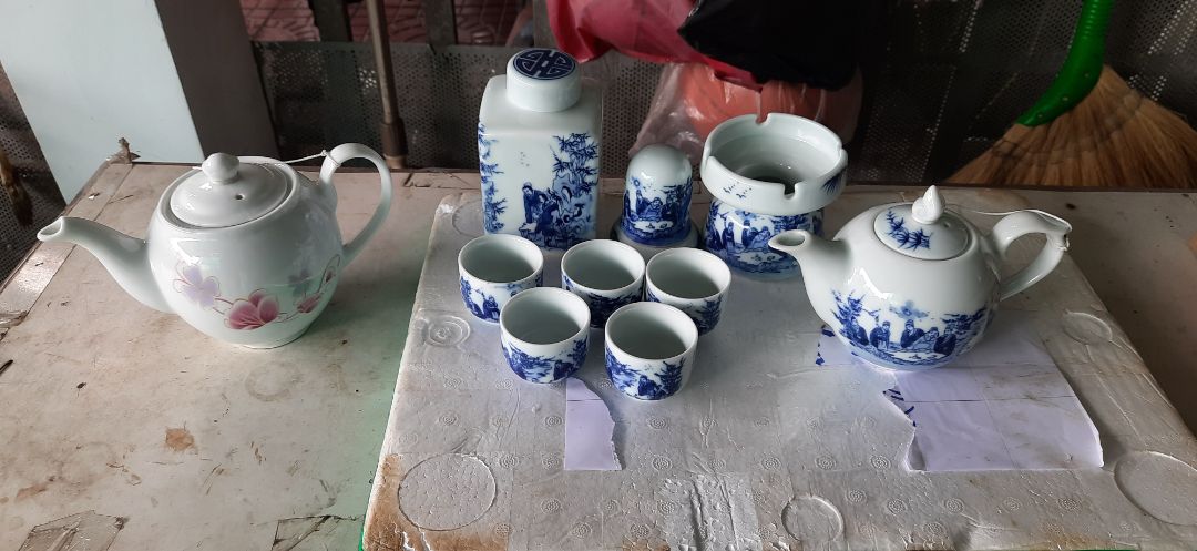 bộ bình trà rất đẹp ưng ý cảm ơn shop đóng gói cẩn thận