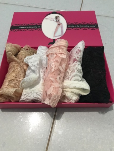 Mẫu rất đẹp , chất liệu vải OK! Shop giao hàng nhanh  cám ơn shop