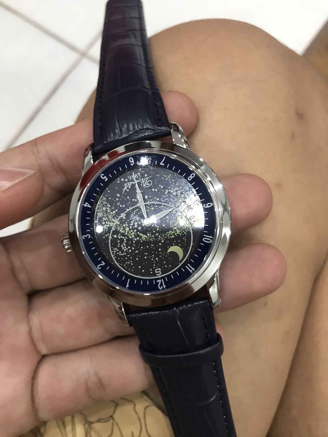 Đồng hồ rất đẹp. Đóng gói chắc chắn, hộp chính hãng, shop có thẻ bảo hành đầy đủ nên rất yên tâm tin tưởng về sản phẩm, đã sử dụng và thấy sản phâm như mô tả, sản phẩm tuyệt vời, tin tưởng sản phẩm của shop. ❤️❤️❤️❤️❤️❤️❤️❤️❤️❤️❤️❤️❤️❤️❤️❤️❤️❤️❤️❤️❤️❤️❤️❤️❤️❤️❤️❤️❤️❤️❤️❤️❤️❤️❤️❤️❤️❤️❤️❤️❤️❤️❤️❤️❤️❤️❤️❤️❤️❤️❤️❤️❤️❤️❤️❤️❤️❤️❤️❤️❤️❤️❤️❤️❤️❤️❤️❤️❤️❤️❤️❤️❤️❤️❤️❤️❤️❤️❤️❤️❤️❤️❤️❤️❤️