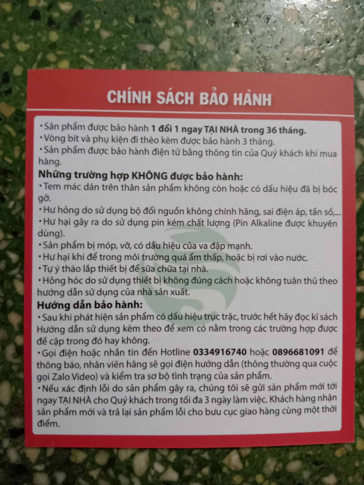 Sản phẩm tốt, dễ sử dụng, có âm báo tiếng Việt, tiện lợi cho người lớn tuổi, được tặng kèm 4 viên pin, thẻ bảo hành đầy đủ, chu đáo, cách gửi hàng cũng rất dễ thương.