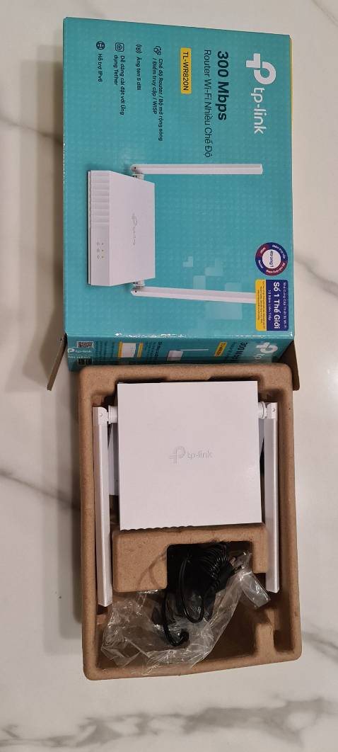 Hàng sử dụng tốt, sóng mạnh, gọn đẹp. Hướng dẫn cài đựt hơi khó hiểu, setup bằng quản lý bộ định tuyến (truyền thống) còn dễ hơn.