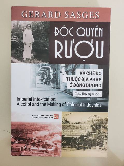 Sách nhiều nội dung hay, giọng văn cuốn hút. Cả một kho báu kiến thức về một góc trong xã hội Việt Nam xưa
