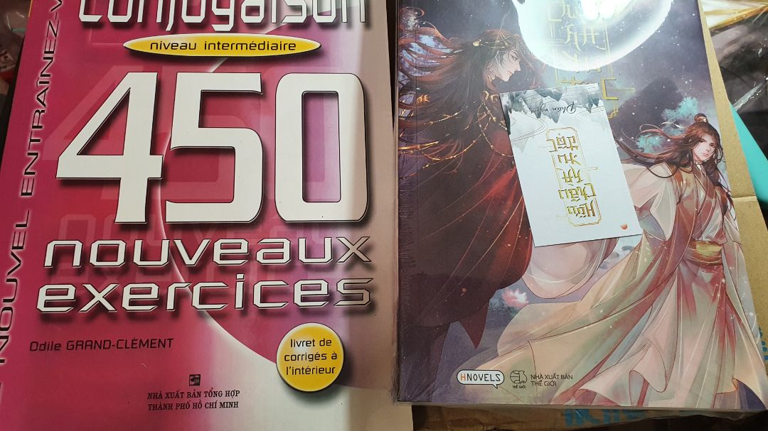 giao siêu nhanh luôn, mới đặt hôm qua sáng nay giao. sáxh đặt trên tiki rẻ hơn những chỗ khác á