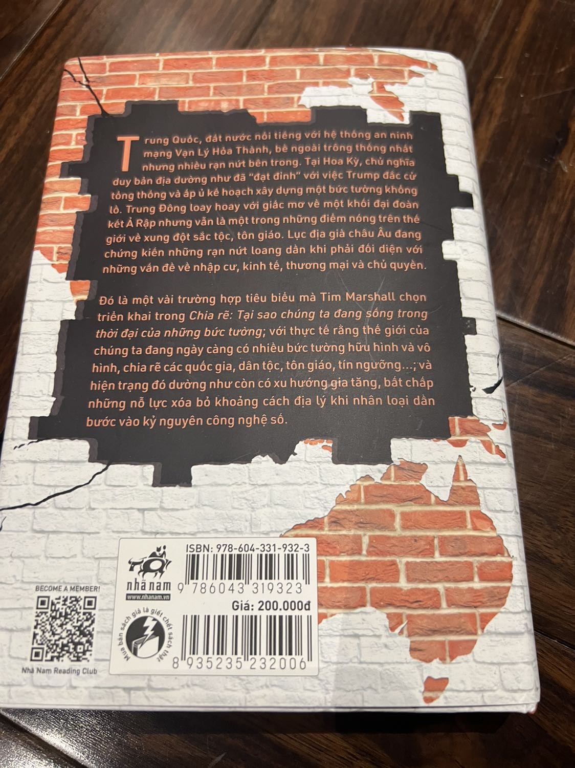 Rất đáng đọc.