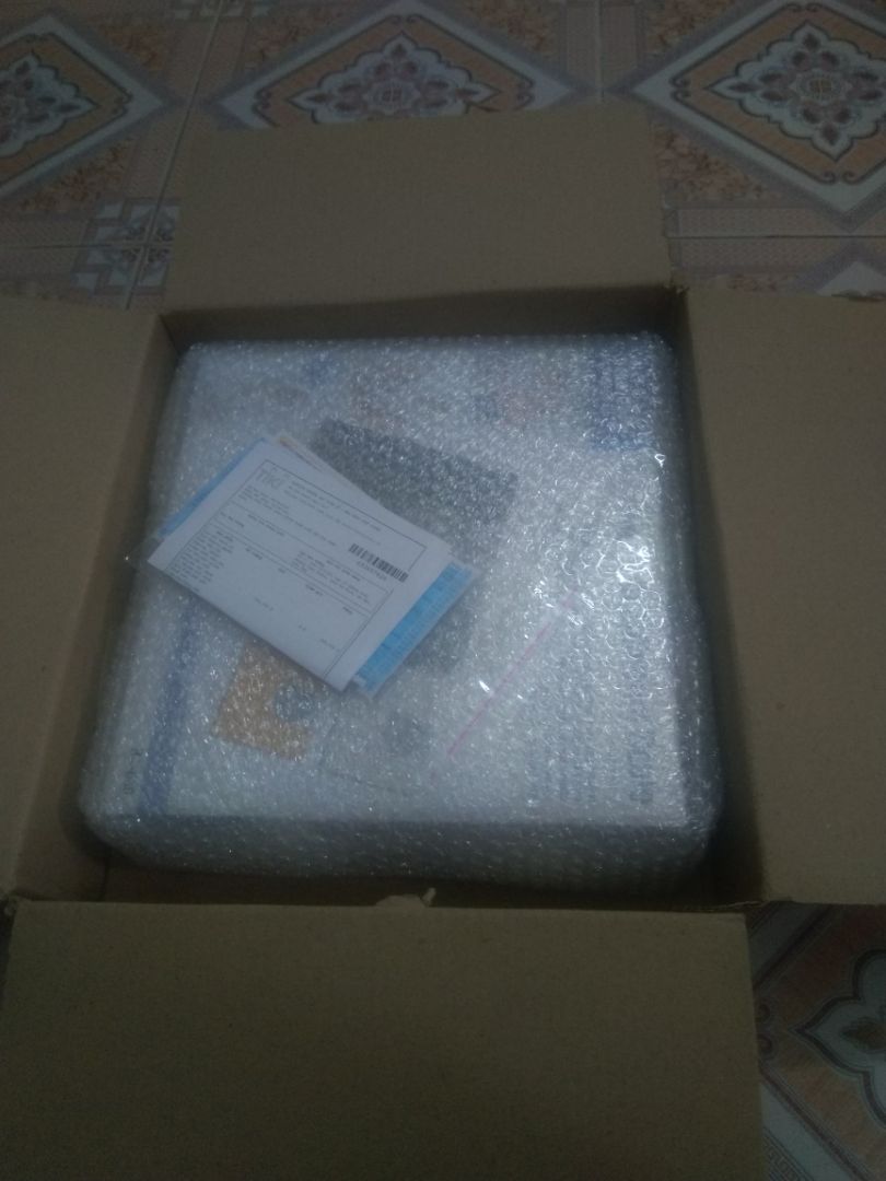 good!
1. bọc hàng cẩn thận.
2. giấy bảo hành sản phẩm đi kèm đầy đủ.
3. chuyển hàng nhanh.