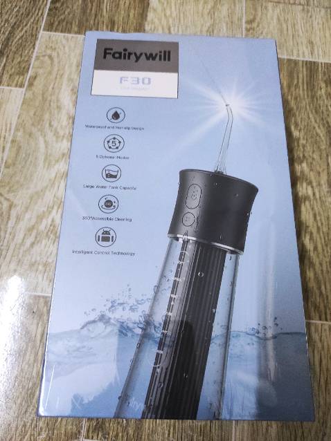 Đóng gói ok, sản phẩm ok.
Dùng tốt, lực mạnh, nói chung là là rất ổn áp.

Nhược điểm: lõi lọc hút thiết kế như này thì khi nghiêng bình lúc nước ít sẽ không hút được nước. Đành phải để thẳng đứng bình, nên hơi bất tiện.