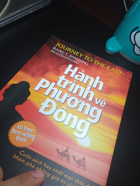Đã từng đặt rất nhiều sách từ Tiki nhưng lần này phải chê nhé. Sách in lỗi ở khá nhiều trang. Giấy mỏng và chữ in lem rất nhiều.