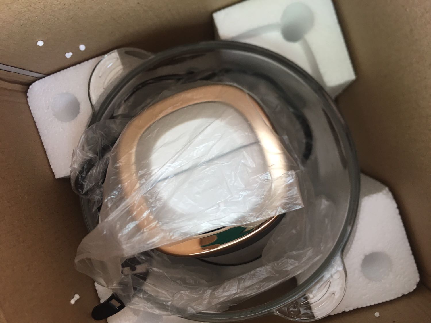 Shop rất uy tín
Giao đủ hàng
Máy xay chắc chắn tiện lợi, nhiều chức nắng
Máy xay rất mạnh, xay nhuyễn, đều ,....
Xay được nhiều thực phẩm như thịt, tỏi, ớt .....
Mọi người nên mua nha rất đáng đồng tiền mình bỏ ra
Một món đồ đáng có trong ngăn bếp của nhà bạn