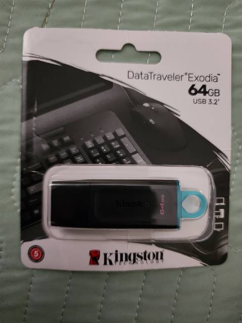 Hàng này của mình đã bị bóc mắc như hình. Ko còn nguyên seal khi nhận. Hàng này của mình đã bị bóc mắc như hình. Ko còn nguyên seal khi nhận.