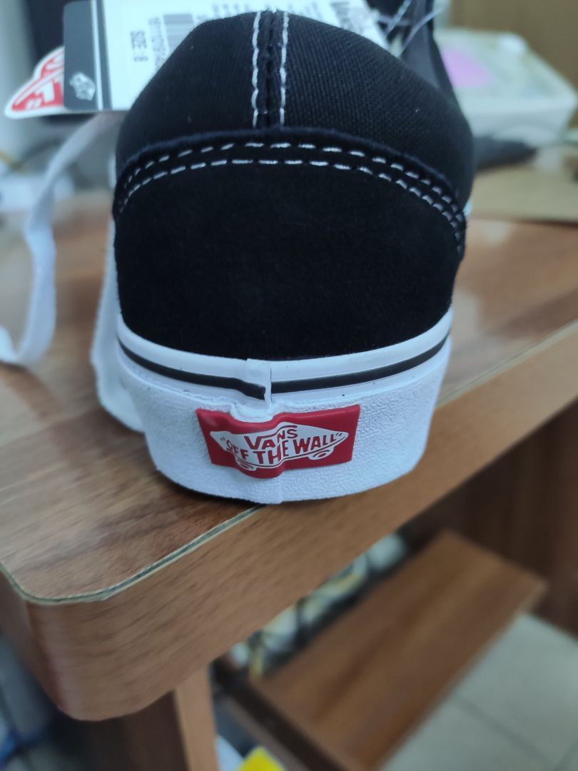giày đẹp
cơ mà đeo size 40,5 hơi nhỏ chân
 k biết tiki có hỗ trợ đổi size không?? giày đẹp
cơ mà đeo size 40,5 hơi nhỏ chân
 k biết tiki có hỗ trợ đổi size không??