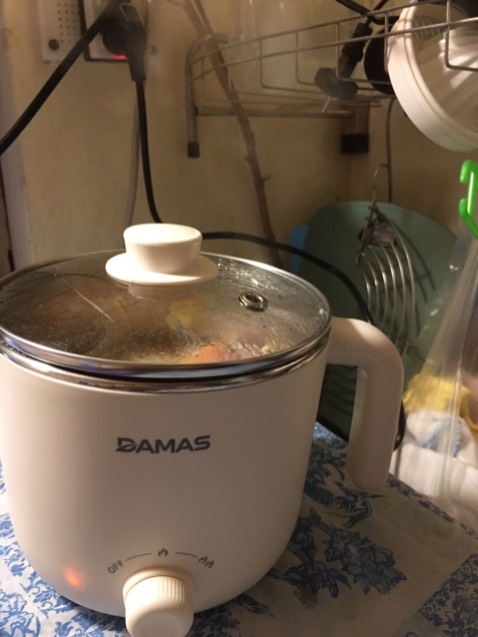 Đun nước sôi nhanh hơn cả ấm siêu tốc 😆😆😆 phần tay cầm không hề bị nóng gì luôn, rất ưng