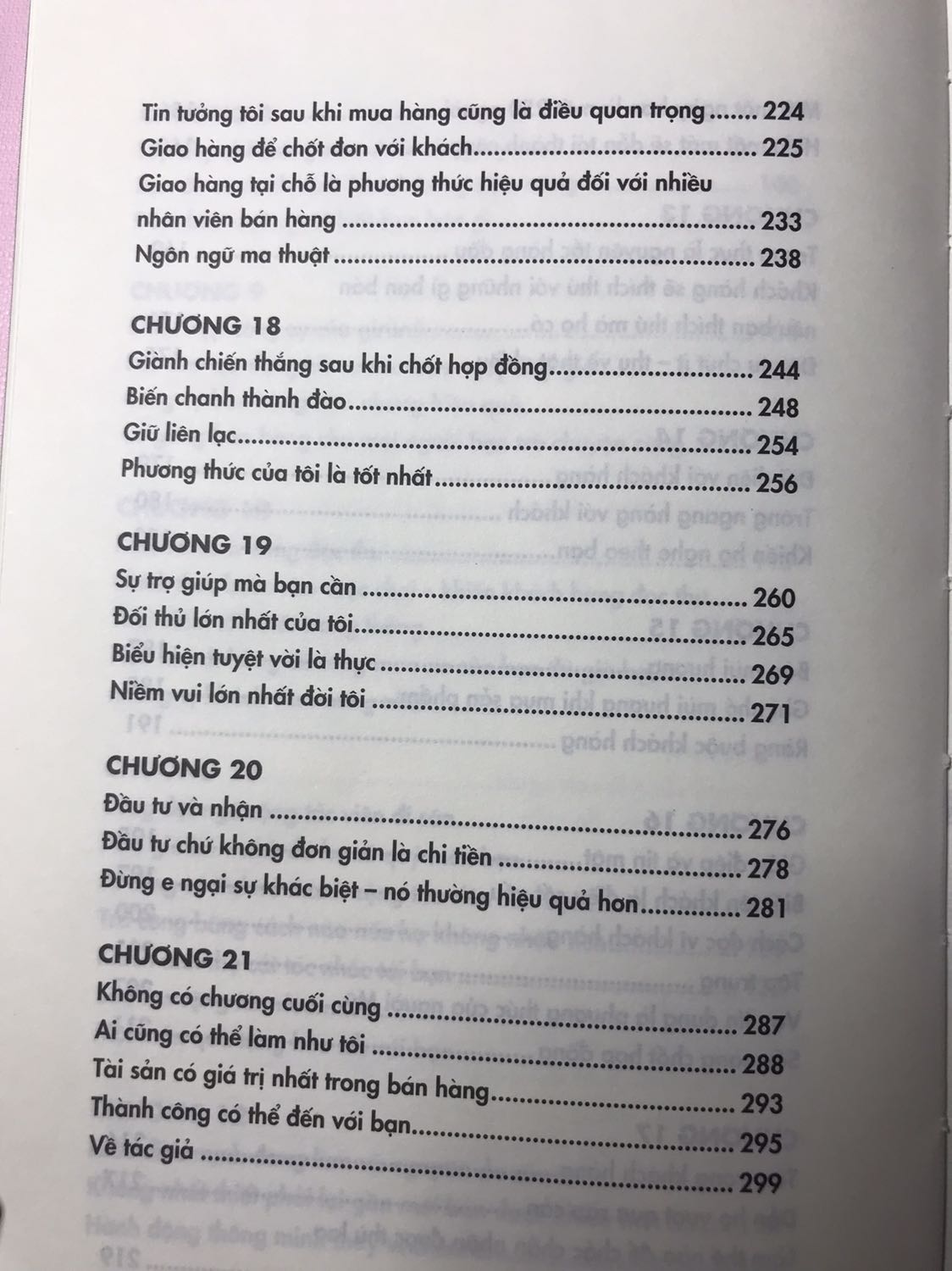 sách rất hay ! đi thẳng vào vấn đề nêu ra những phương pháp mà tác giả đã dùng . mình nghĩ tất cả sales ở mọi nghành nghề đều có thể tham khảo và áp dụng . 
cám ơn tiki đã luôn mang đến những sản phẩm chất lượng .