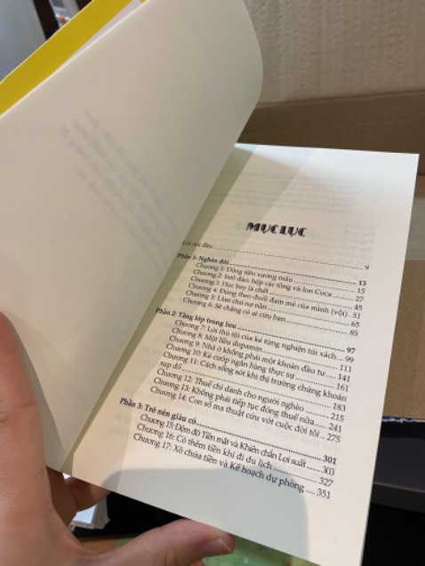 Ấn tượng bởi tốc độ giao hàng của Tiki. Đặt lúc hơn 12h đêm sáng hôm sau 9h sáng nhận được. Sách đẹp, chất lượng in tốt.