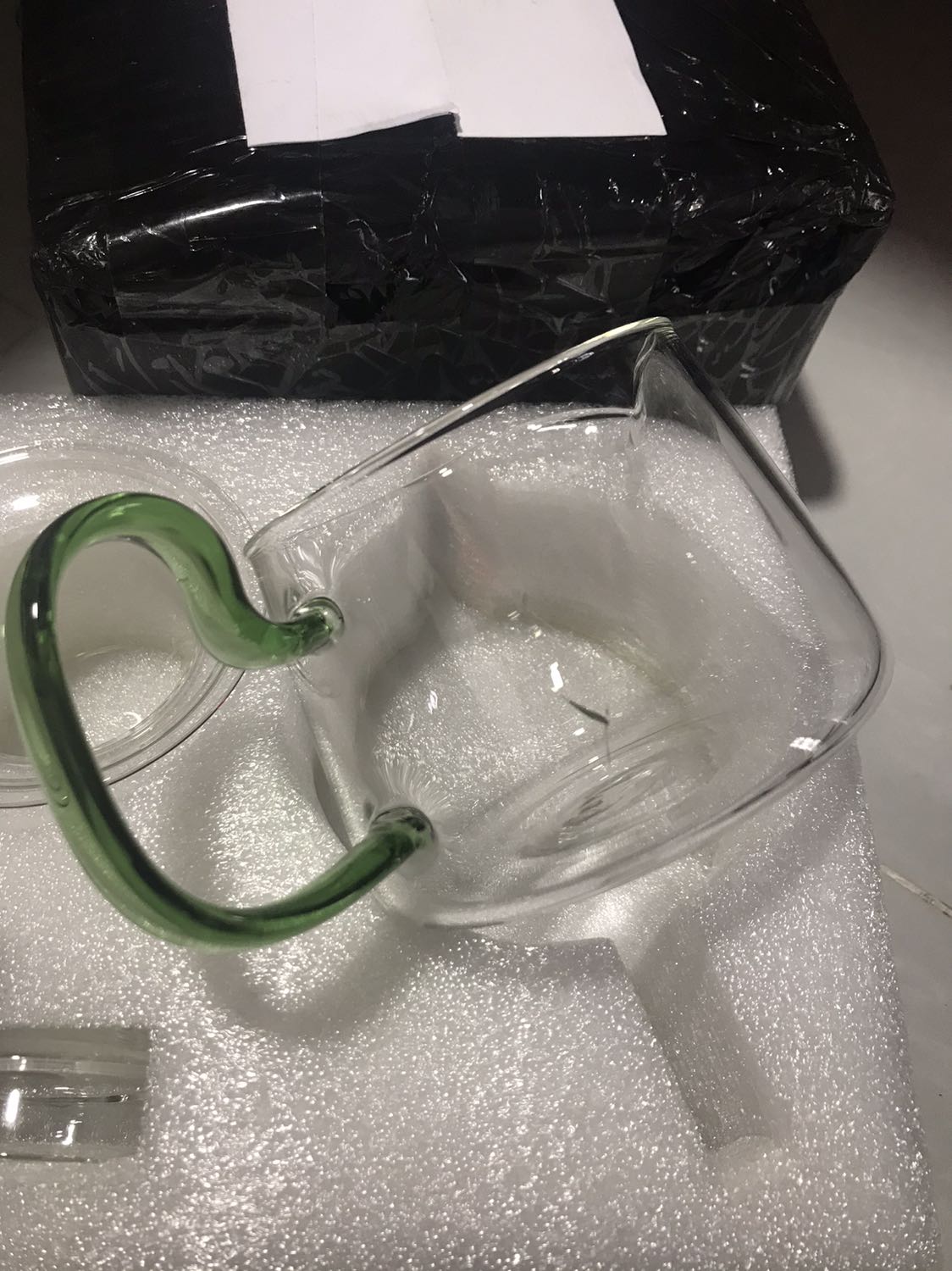 Hàng lại bể lỗi, Giao hàng đóng gói tệ quá, Tiki xem lại giúp mình nhé