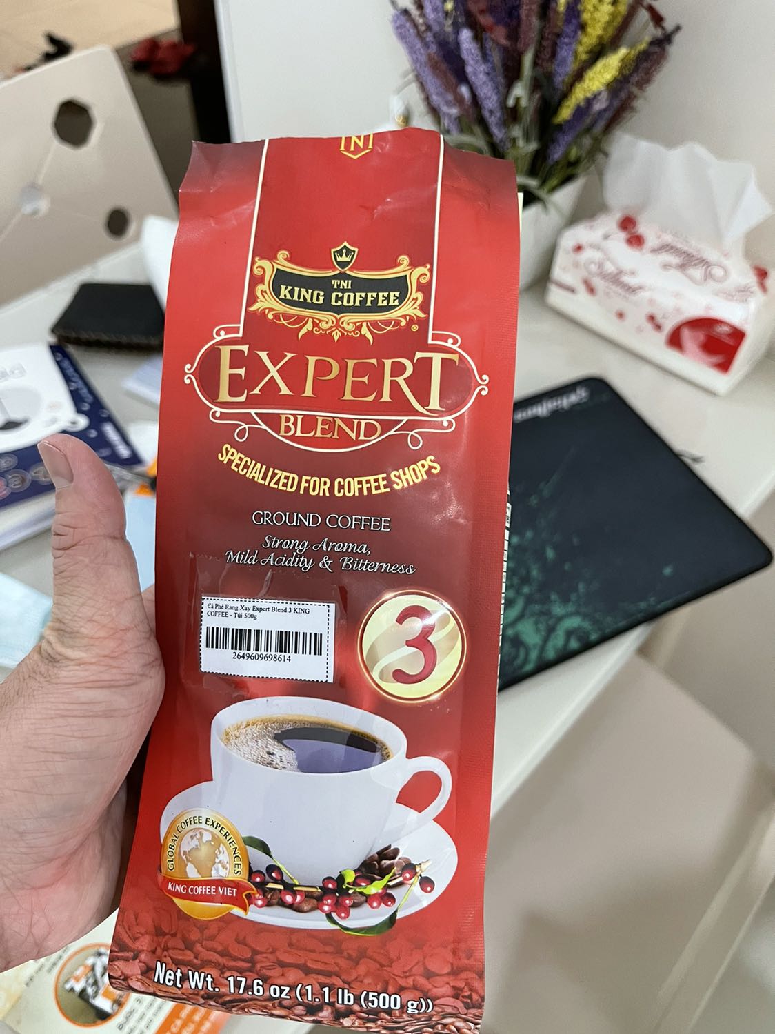 Cafe bắp mà để là rang xay. Mua về ko uống được tận dụng làm khử mùi cho tủ lạnh. Chán cách làm ăn này quá!