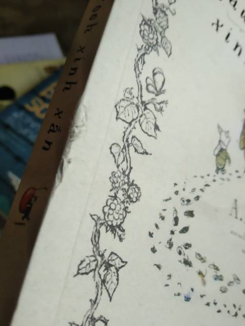 Chuẩn bị hàng và giao nhanh,nội dung rất dễ thương và đáng yêu. Có một nhược điểm của tiki là sách hơi bẩn, rách bìa,trông xót kinh khủng ấy:").