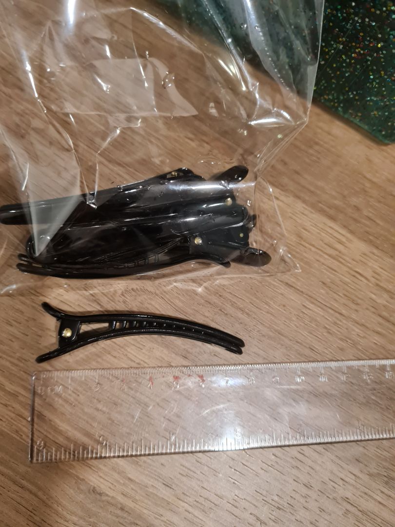 mô tả sp ko đúng. ghi 12cm, giao hàng 8cm.  shop biết kẹp 12 cm ko còn sx, nhưng vẫn gửi hàng 8cm cho khách và ko báo khách để hủy đơn hàng. không trung thực. mô tả sp ko đúng. ghi 12cm, giao hàng 8cm.  shop biết kẹp 12 cm ko còn sx, nhưng vẫn gửi hàng 8cm cho khách và ko báo khách để hủy đơn hàng. không trung thực.