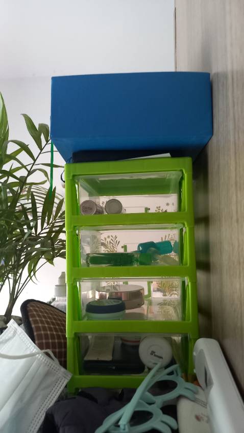 Gọn gàng hơn và dễ tìm thấy đồ nhỏ lặt vặt Gọn gàng hơn và dễ tìm thấy đồ nhỏ lặt vặt