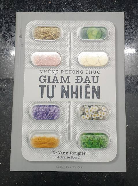 Hàng đến đúng như cam kết, sách mới cứng. Chưa đọc nên chưa review nội dung được.