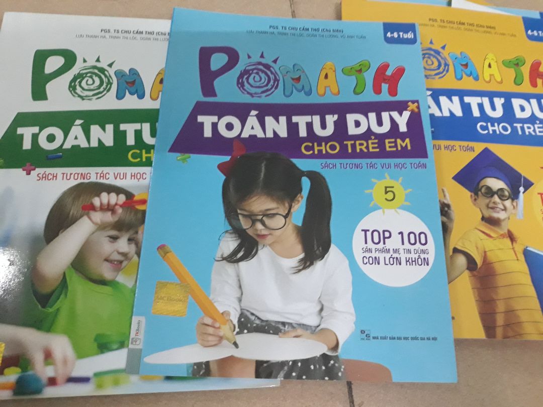 sách giao nhanh, gói cẩn thận, nội dung đa dạng, phù hợp bé dưới 5 tuổi, giấy k đẹp, mỏng quá so với bé nhỏ, màu in cũng k sắc nét như các sách toán khác, tạm được, thích vietmath hơn.